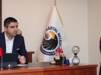 GÖKHAN YÜKSEL KARTALLI VATANDAŞLARI MAKAMINDA AĞIRLADI