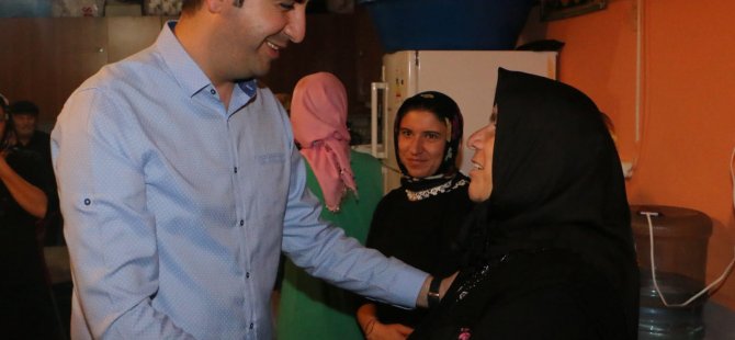 GÖKHAN YÜKSEL VELİBABA CEMEVİ'NDE MUHARREM İFTARINA KATILDI