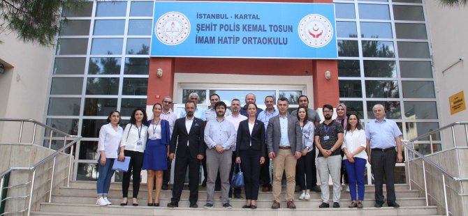 KARTAL BELEDİYESİ'NDEN MİNİKLERE KIRTASİYE DESTEĞİ