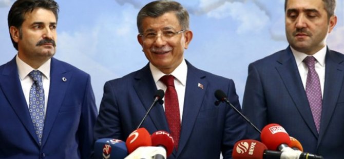YENİ PARTİNİN TARİHİ BELLİ OLDU