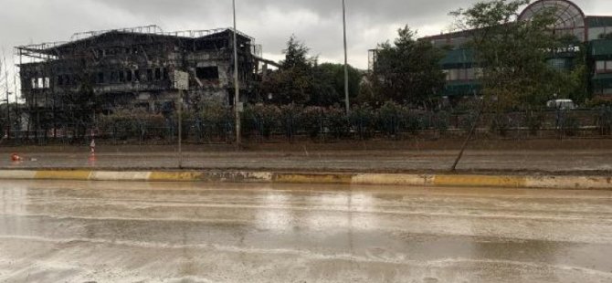 TUZLA YANGINI SONRASI AKAN SU VATANDAŞI TEDİRGİN ETTİ