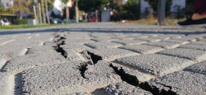 DEPREM SONRASI OLUŞAN HASAR VATANDAŞLARI TEDİRGİN ETTİ
