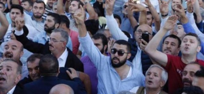 TEMEL KARAMOLLAOĞLU'NUN KONUŞMASINA MHP ENGELİ