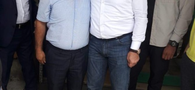 İMAMOĞLU İLE FOTOĞRAF ÇEKTİREN İŞÇİ İŞTEN ATILDI