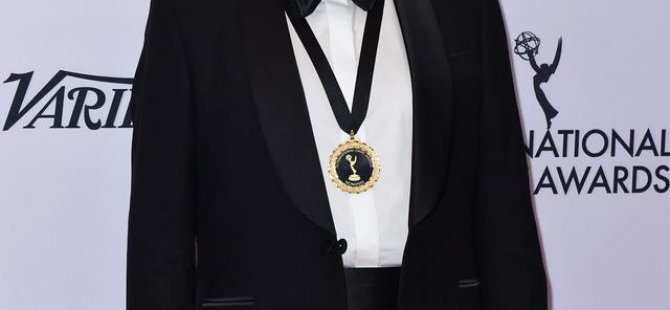 EMMY ÖDÜLÜ USTA OYUNCUYA VERİLDİ