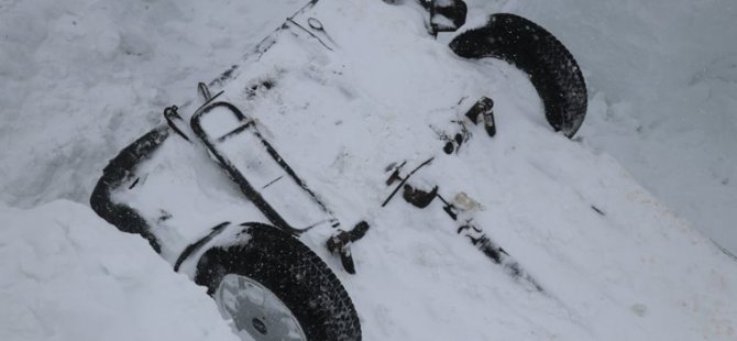 VAN'DA ÇİĞ DÜŞEN BÖLGEDE ARAMA ÇALIŞMALARI YAPILAMIYOR