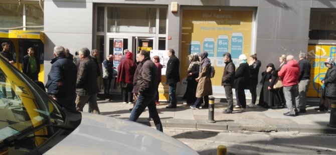 PENDİK'TE KORANAVİRÜS TEDBİRLERİNE RAĞMEN RİSK GRUBU  SOKAĞA ÇIKIYOR