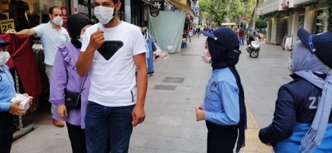 ÇOCUK ZABITALAR PENDİK GAZİPAŞA CADDESİ'NDE MASKE DENETİMİNE ÇIKTI