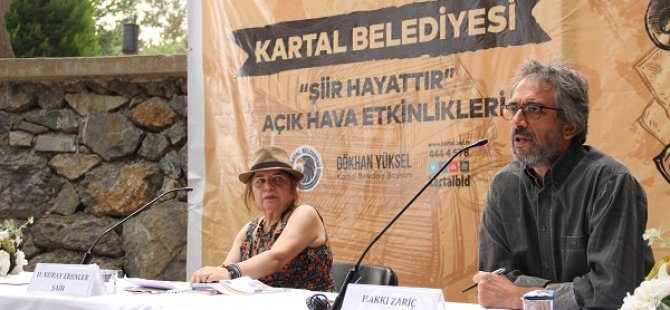 AÇIK HAVADA ''ŞİİR HAYATTIR'' ETKİNLİĞİNE BÜYÜK İLGİ