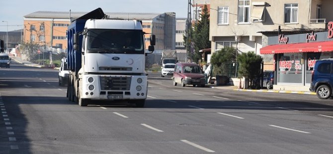 YILDIRIM BAYEZİT CADDESİ SİL BAŞTAN ASFALTLANDI