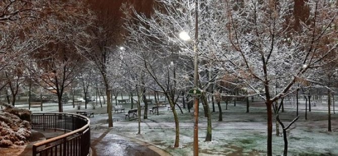 İSTANBUL'DA KAR YAĞIŞI BAŞLADI