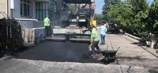 KARTAL BELEDİYESİ'NDEN YAKACIK YENİ MAHALLEYE ASFALT SEFERBERLİĞİ