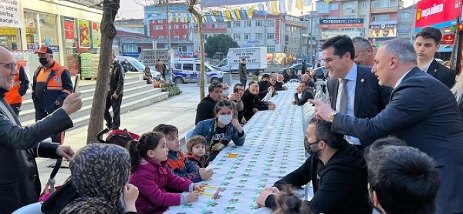 İYİ PARTİ PENDİK İLÇE BAŞKANLIĞI KAYNARCA MAHALLE HALKIYLA İFTAR SOFRASINDA BULUŞTU