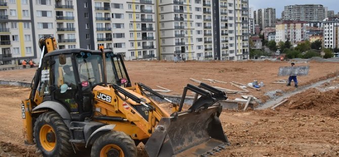 AHMET YESEVİ MAHALLESİ DEV PARKA KAVUŞUYOR