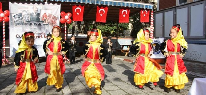 KARTAL BELEDİYESİ'NİN KREŞLERİNDE 29 EKİM CUMHURİYET BAYRAMI COŞKUSU