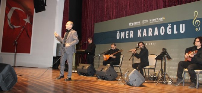 PENDİK'TE ÖMER KARAOĞLU KONSERİNE YOĞUN İLGİ