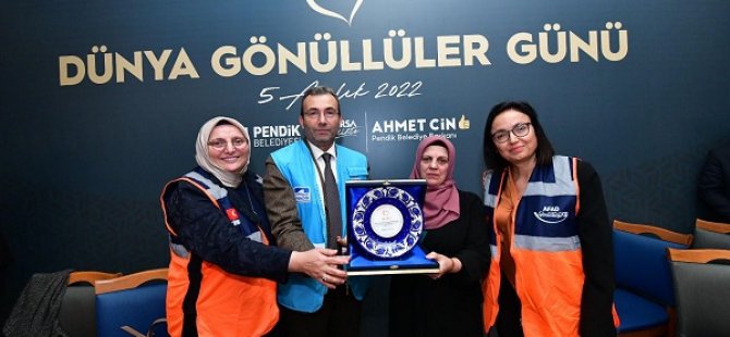 BAŞKAN AHMET CİN PENDİKLİ GÖNÜLLÜLERLE BİR ARAYA GELDİ