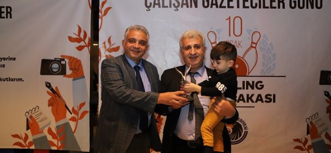 KARTALLI GAZETECİLER BOVLİNG TURNUVASINDA BULUŞTU