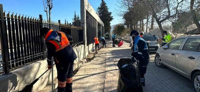 PENDİK BELEDİYESİ HATAY'DA DEZENFEKTE ÇALIŞMALARINA DEVAM EDİYOR