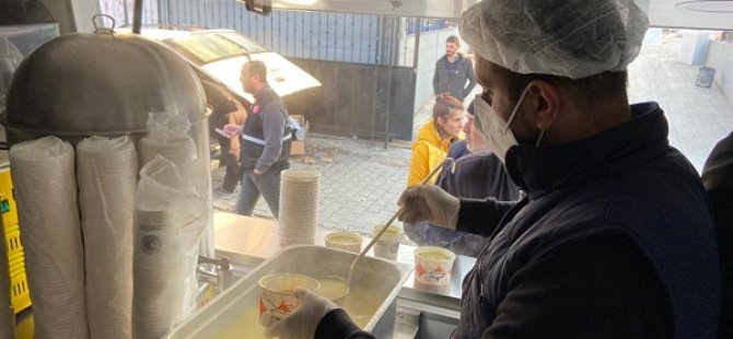 KARTAL BELEDİYESİ'NDEN HATAY'A  GÜNDE ÜÇ ÖĞÜN YEMEK HİZMETİ