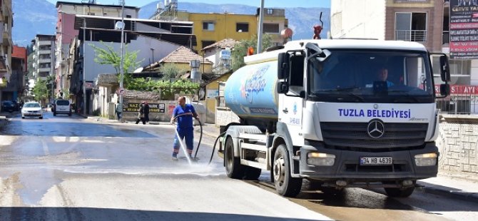 TUZLA BELEDİYESİ KIRIKHAN'DA ARALIKSIZ ÇALIŞMAYI SÜRDÜRÜYOR