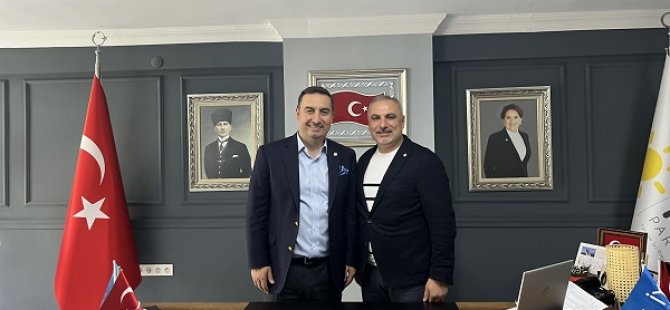 İYİ PARTİ İSTANBUL MİLLETVEKİLİ BURAK AKBURAK'TAN SÜLEYMAN TURAN'A ZİYARET