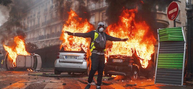 FRANSA'DA SOKAKLAR ALEV TOPUAN DÖNCDÜ; 10 KENTTE SOKAĞA ÇIKMA YASAĞI İLAN EDİLDİ