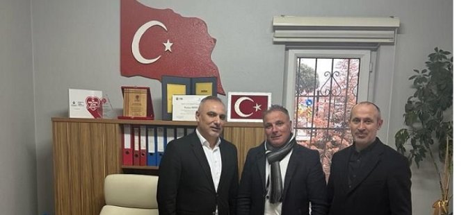 SÜLEYMAN TURAN İLÇE GENELİNDE MUHTAR ZİYARETLERİNE DEVAM EDİYOR