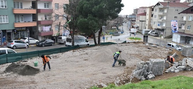 DUMLUPINAR MAHALLESİ 7. PARKINA KAVUŞUYOR