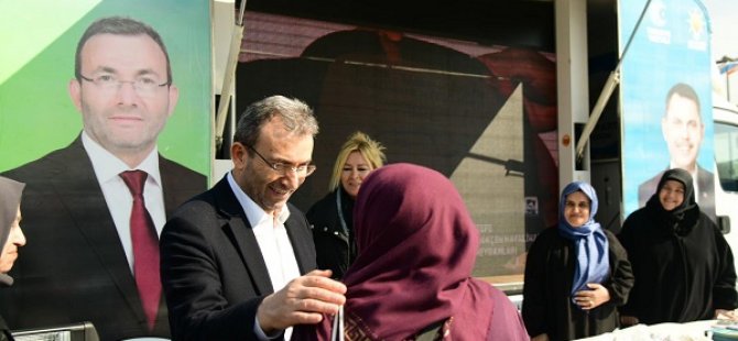 BAŞKAN AHMET CİN'DEN  AK PARTİ PENDİK SAHİL STANDINA  ZİYARET