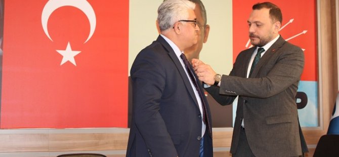 KARTAL BELEDİYESİ BAĞIMSIZ MECLİS ÜYESİ MUKADDER GÜRCAN CHP'YE GEÇTİ