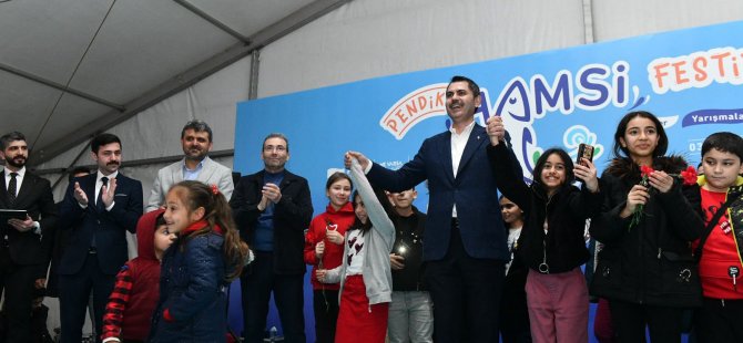 MURAT KURUM PENDİK'TE HAMSİ FESTİVALİ'NE KATILDI