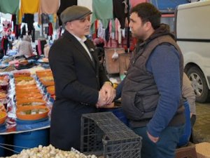 SÜLEYMAN TURAN KURTKÖY PAZAR ESNAFIYLA BİR ARAYA GELDİ