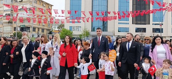 23 NİSAN ULUSAL EGEMENLİK VE ÇOCUK BAYRAMI KARTAL'DA COŞKUYLA KUTLANDI