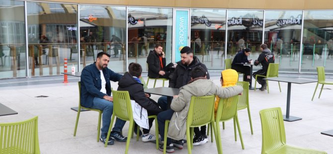 GENÇ PESİAD KİMSESİZ ÇOCUKLARIN YÜREKLERİNİ ISITTI