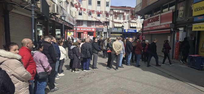 CHP PENDİK İLÇE BAŞKANLIĞI'NDA ÖN SEÇİM COŞKUSU SOKAKLARA TAŞTI