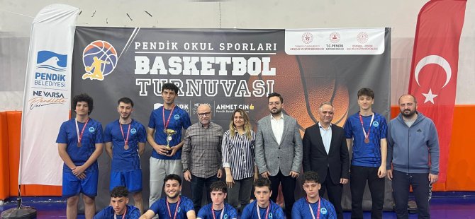 GELECEĞİN YILDIZLARI BASKETBOL TURNUVASINDA TER DÖKTÜ