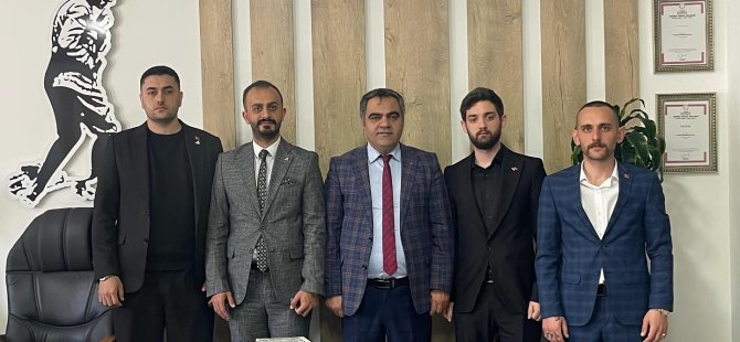ANAVATAN PARTİSİ PENDİK İLÇE BAŞKANI FATİH KORKUSUZ'DAN  HALK EĞİTİM MERKEZİ'NE ZİYARET