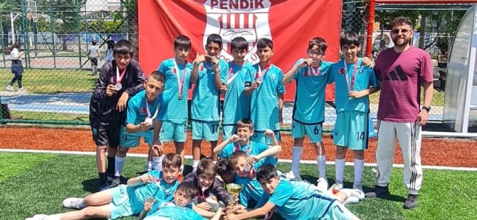 PENDİK OKUL SPORLARI FUTBOL TURNUVASI’NDA BÜYÜK HEYECANI