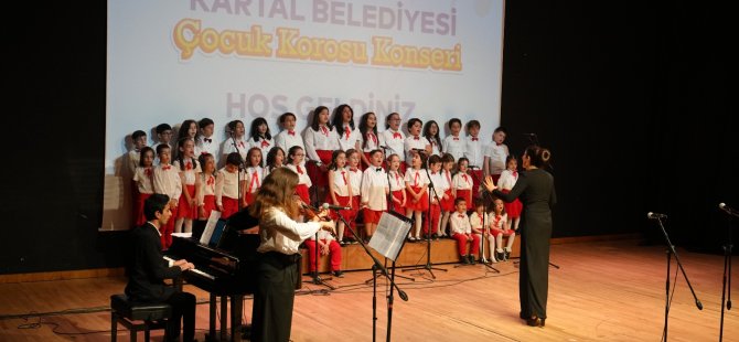 KARTAL BELEDİYESİ ÇOCUK KOROSU İZLEYİCİLERİ MEST ETTİ