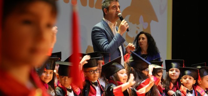 KARTAL BELEDİYESİ'NİN KREŞLERİNDE MEZUNİYET HEYECANI