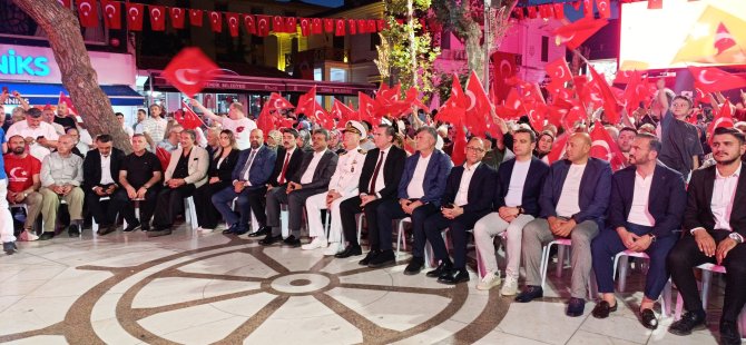 15 TEMMUZ ŞEHİTLERİ PENDİK'TE DUALARLA ANILDI
