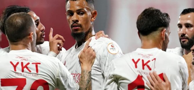 PENDİKSPOR BANDIRMASPOR'U 2-0 YENDİ