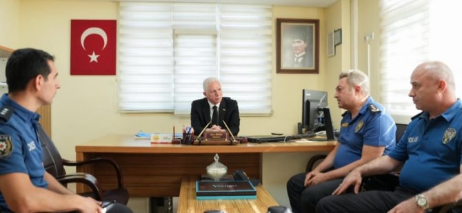 VALİ DAVUT GÜL PENDİK'TE EMNİYET MENSUPLARIYLA BİR ARAYA GELDİ