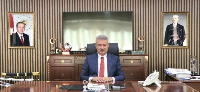 AK PARTİ'Lİ YAHŞİYAN BELEDİYE BAŞKANI AHEMT SUNGUR GÖZALTINA ALINDI
