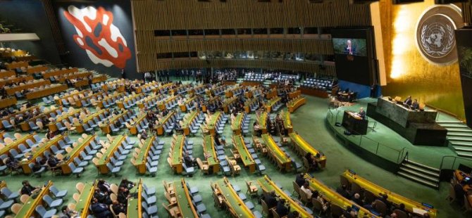 NETENYAHU'NUN BM KONUŞMASI BÜYÜK PROTESTOYLA KARŞILANDI:TEMSİLCİLER SALONU TERK ETTİ