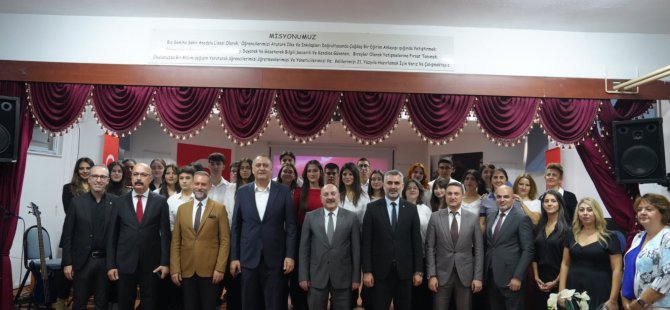 İSTANBUL'UN DÜŞMAN İŞGALİNDEN KURTULUŞUNUN 102. YILI KARTAL'DA ANILDI