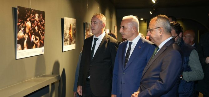 TARİHE TANIKLIK: FİLİSTİN’İN ACISI ÜMRANİYE’DE FOTOĞRAFLARLA ANLATILIYOR