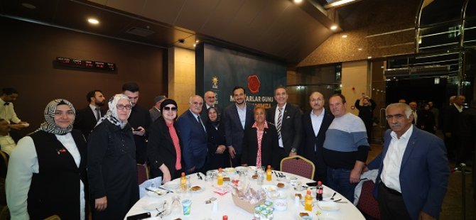 AK PARTİ'DEN  MUHTARLAR GÜNÜ'NE ÖZEL BULUŞMA:''MUHTARLARIMIZ MAHALLE KAHRAMANLARIDIR''