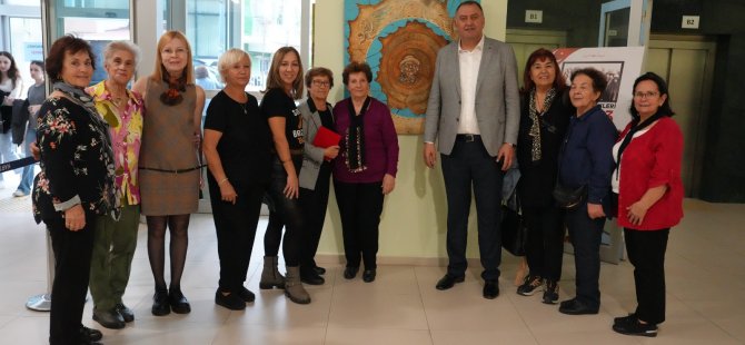CUMHURİYET'İN 102. YILINDA KADINLARIN ''İLK''LERİ KARTAL'DA SANATLA BULUŞTU
